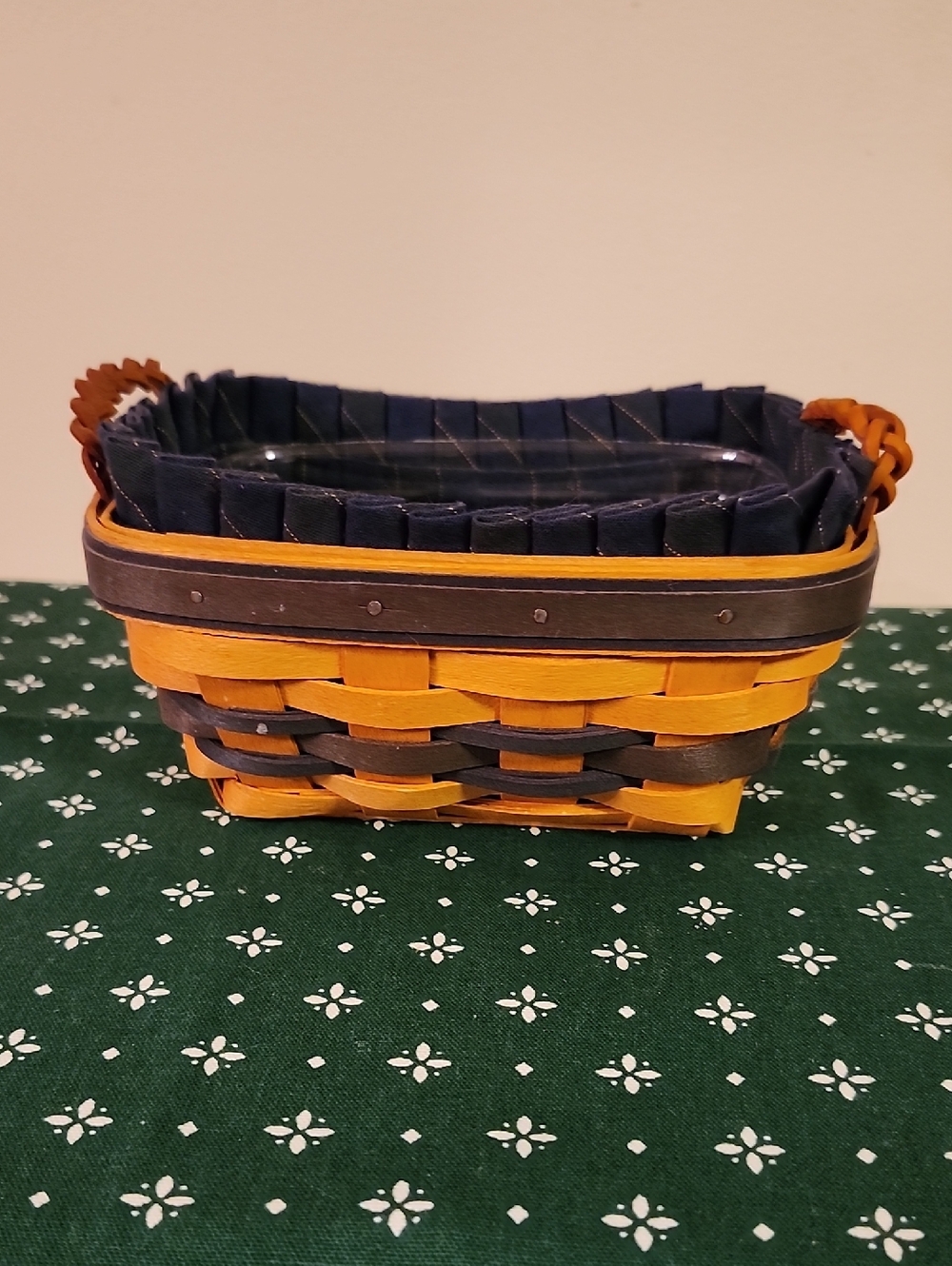 Longaberger Collectors Club 2000 Renewal Basket
